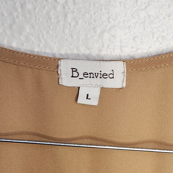 B_Envied Hi-low Sleeveless Blouse - Picture 5 of 5